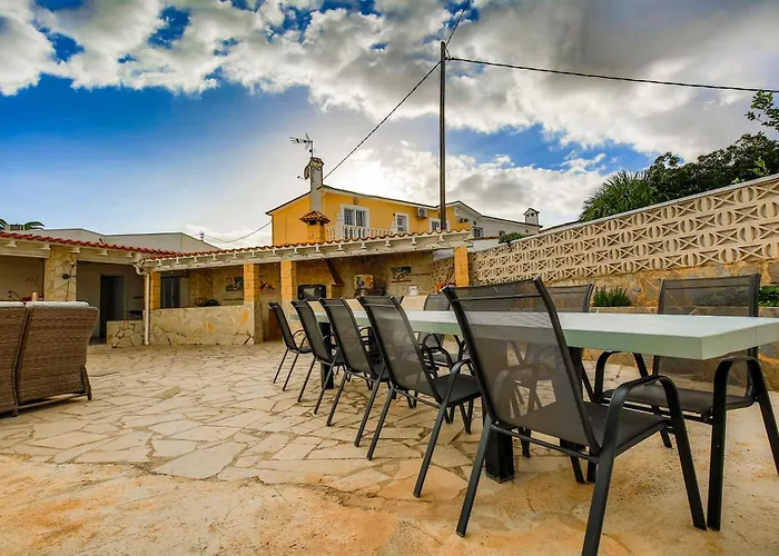 Apartment Beautiful Open 3 Bed