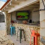 Beautiful Open 3 Bed Апартаменты Альбир