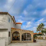 Апартаменты Beautiful Open 3 Bed *