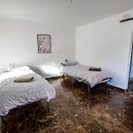 Beautiful Open 3 Bed Апартаменты Альбир