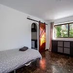 Beautiful Open 3 Bed * Альбир