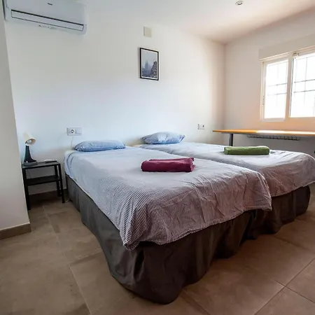 Beautiful Open 3 Bed Apartman